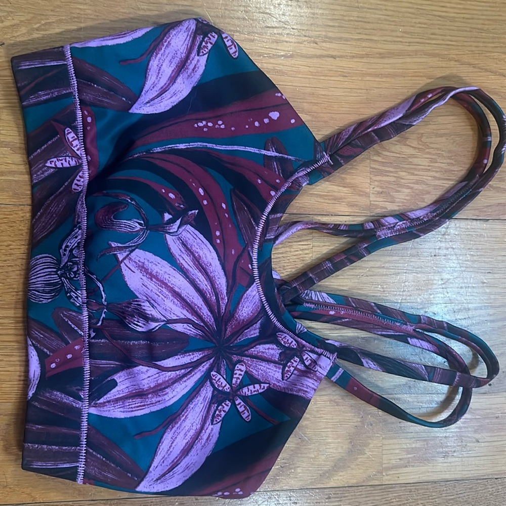 Janji sports bra